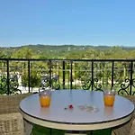 Apartament Xristina Dafnila